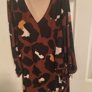 Darling mini dress or tunic like-new.  It’s a size XL but more of a ladies 14.